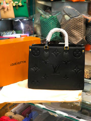 Louis Vuitton - Tote Bag