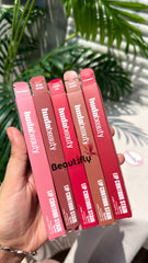 Huda Beauty - Lip Contour