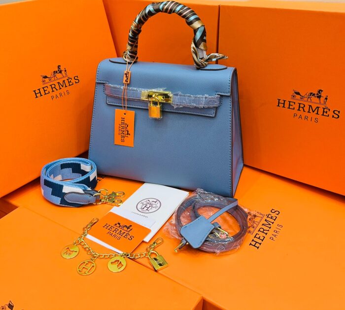 Hermes hand bag beautifly. Com. Pk 1