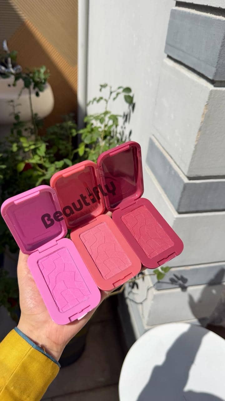 F3575189-586D-4B78-8Bba-C3C25A6660F6 Nyx buttermelt blush beautifly. Com. Pk 1